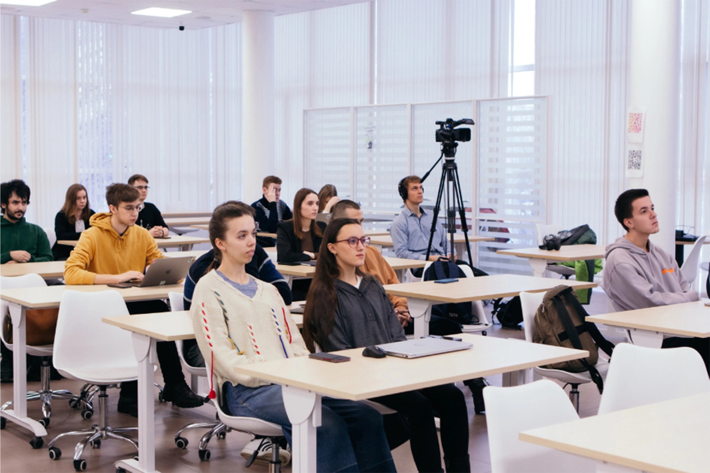 Moskova Devlet Üniversitesi, Yapay Zeka Eğitimine Yönelik Yeni Derslerle Geleceğe Yatırım Yapıyor
