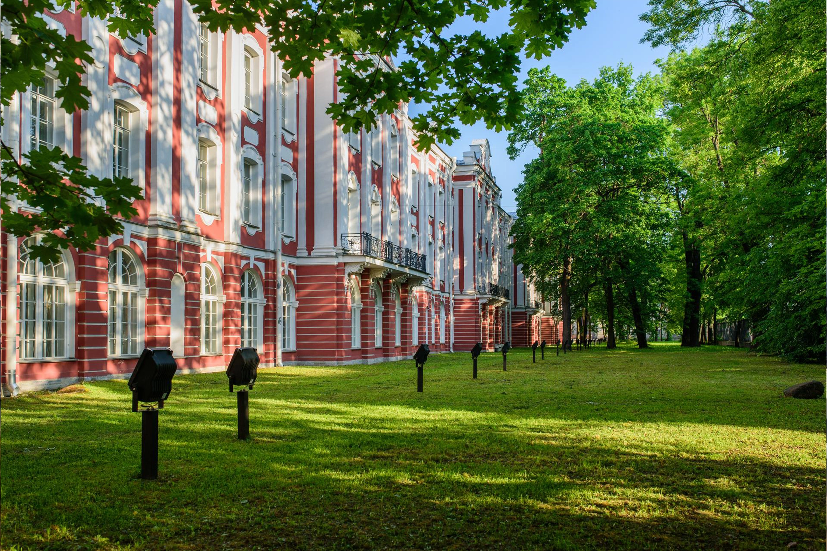 ST. PETERSBURG DEVLET ÜNİVERSİTESİNDE ULUSLARARASI İLİŞKİLER OKUMAK